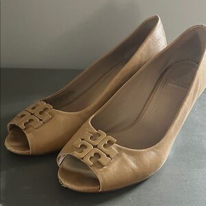 Tory Burch Brown Peep-Toe wedge 8